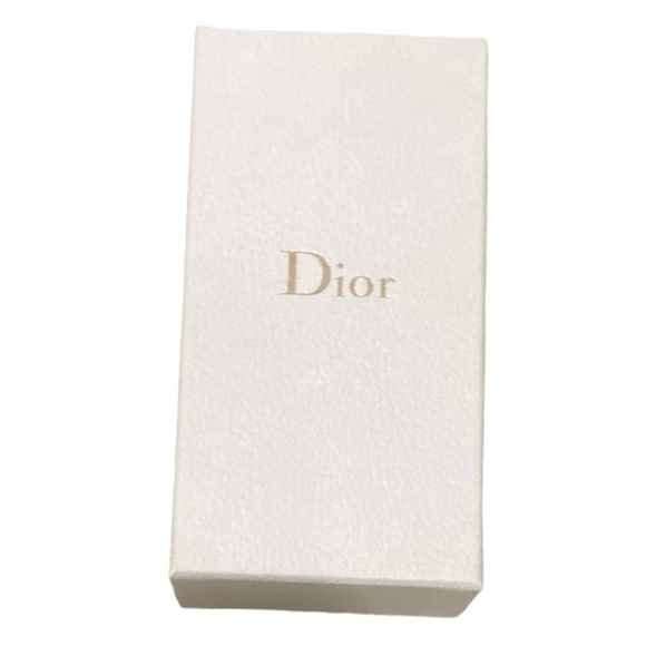 Dior sunglass box in white pebble texture gold lettering - Picture 2 of 3